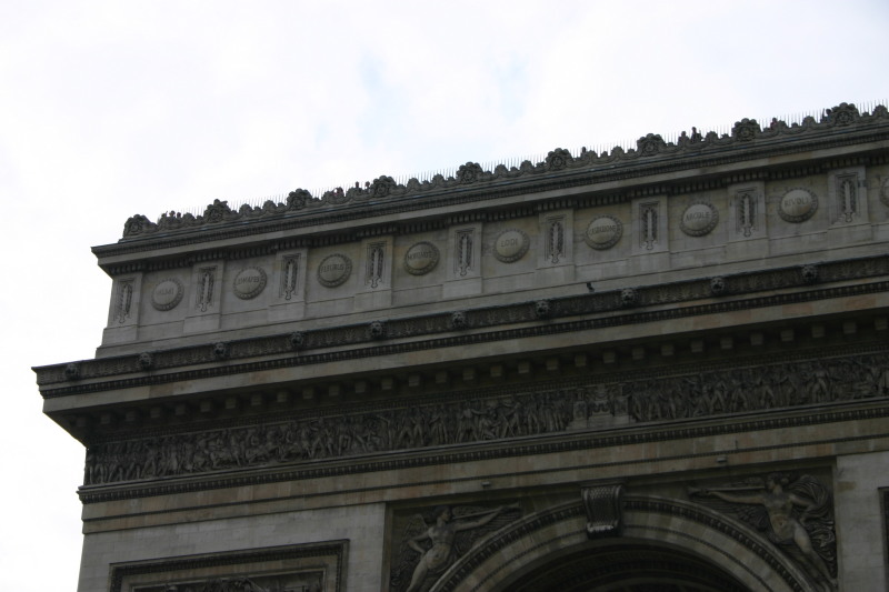 2005/09(September)/Paris/800x600_2005-09-13-Paris-16-Arc-De-Triomphe .JPG